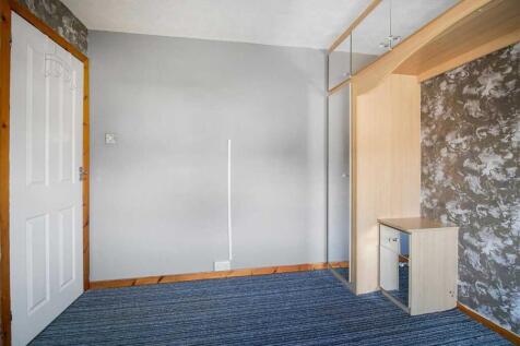 Bedroom One (2)
