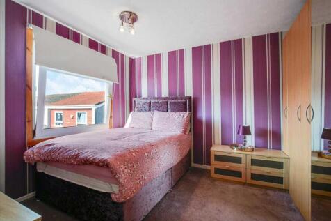 Bedroom Two (1)