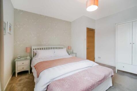 Bedroom One (3)