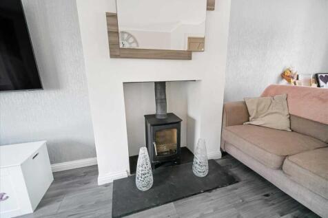Lounge Area (2)