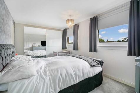 Bedroom One (1)