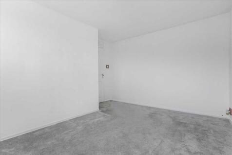 Bedroom Two (2)