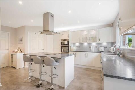 Breakfasting Kitchen