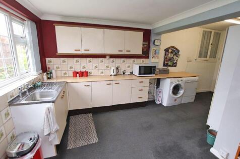 Kitchen dine living photo 2