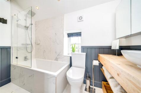 Cottage Bathroom