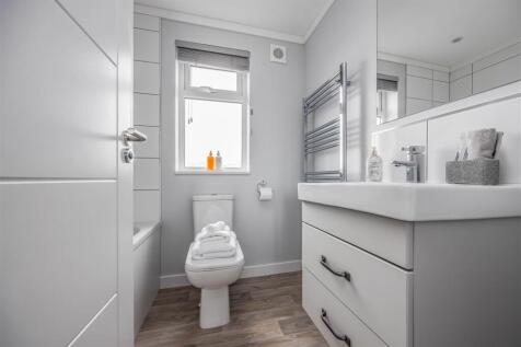 Plot 26 Littlehampton Marina-Small-PorticoMarketin