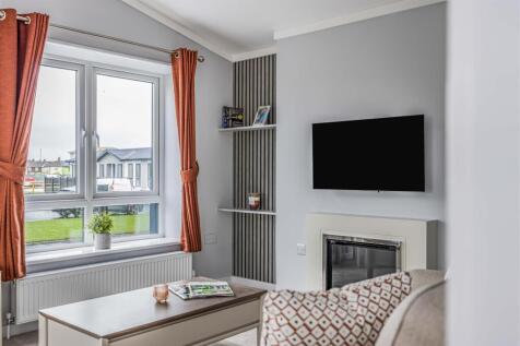 Plot 26 Littlehampton Marina-Small-PorticoMarketin