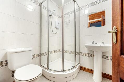 DOWNSTAIRS BATHROOM