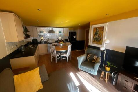 WhatsApp Image 2024-03-04 at 13.47.46 (7).jpeg