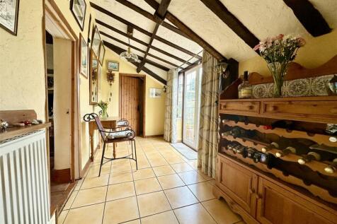 sitting room.JPEG