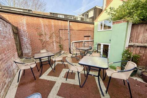 upper rear courtyard garden