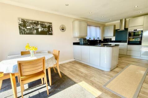 kitchen dining