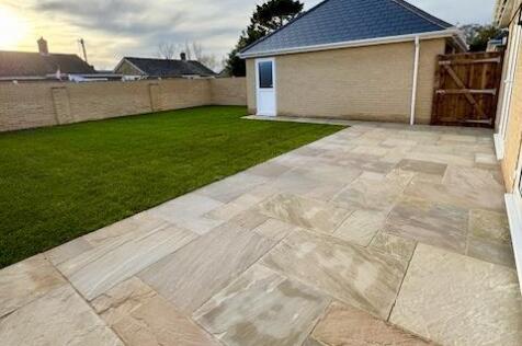 example garden image (Plot 9 shown)