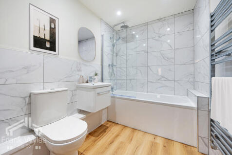 Penthouse - Bathroom