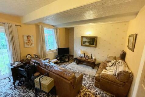 sitting room..jpg