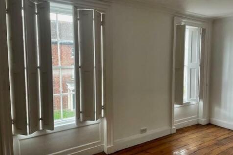 Master Bedroom.jpg