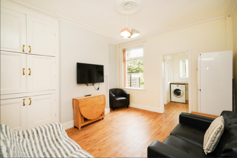 Screenshot 2024-10-09 121200.png