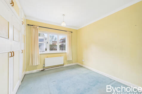 CAM05454G0-PR0092-STILL013