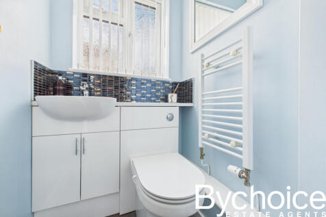 CAM05454G0-PR0054-STILL003