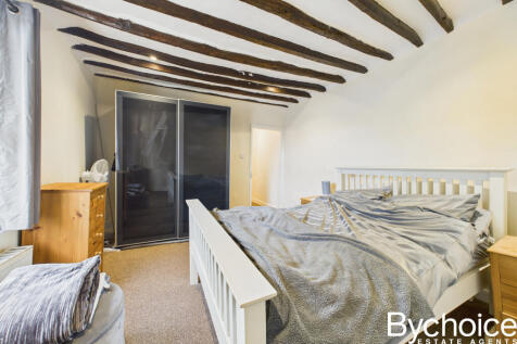 CAM05454G0-PR0078-STILL009