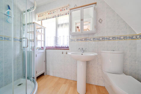 En-suite shower room