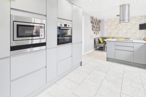 cam04425g0pr0326still022