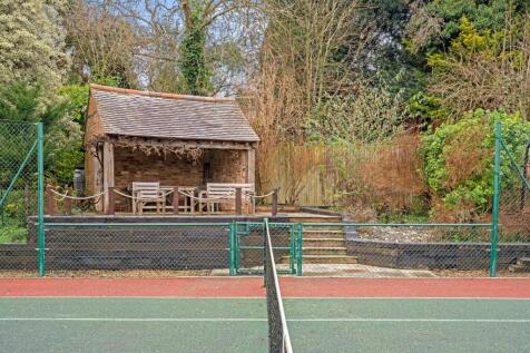 Tennis Pavillion