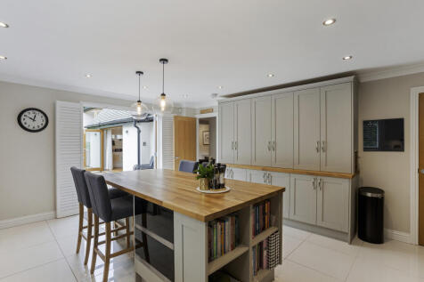 Kitchen?Breakfast