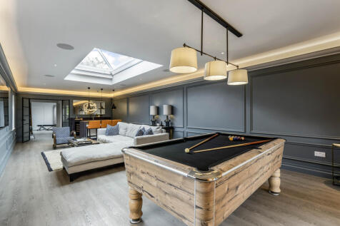 Studio/Games Room