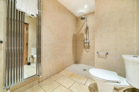 En Suite Shower Room