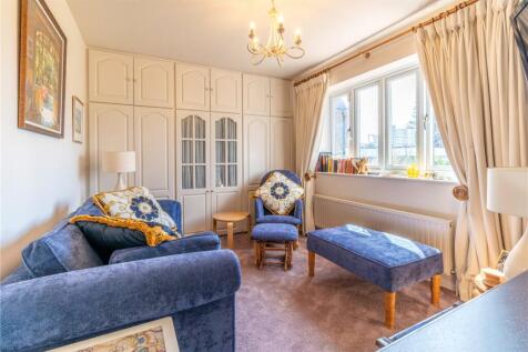 Bedroom/Sitting Room