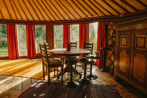 Yurt