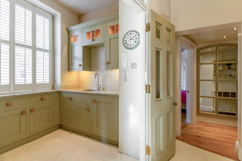 Kitchen &amp; Hall