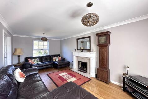 sitting room.JPG