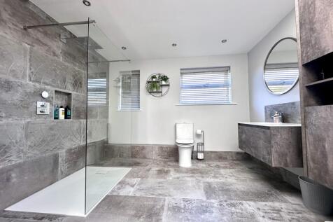 Shower Room 2