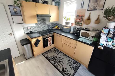 Kitchen .jpg