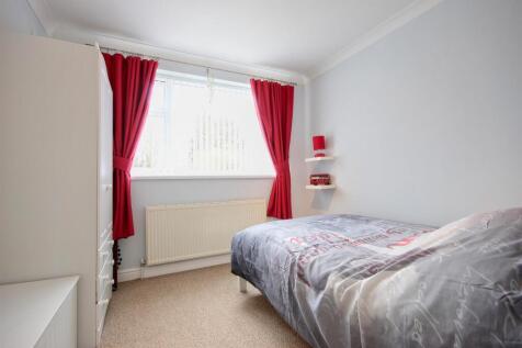 BEDROOM 3 (rear)