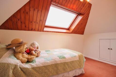 BEDROOM 3 (FRONT)