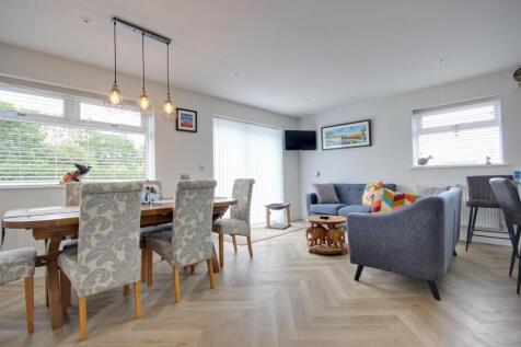 LIVING DINING KITCHEN