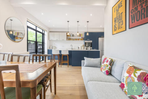 4 Bedroom Semi Detached for Sale