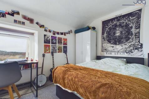 Second Floor Rear Bedroom
