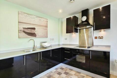 Black Gloss Kitchen