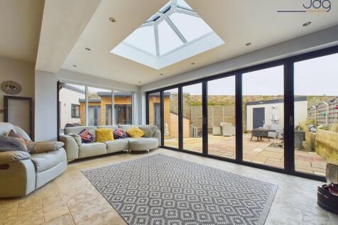 Orangery Style Living Area