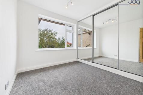 Double Bedroom 2 with built in wardrobes