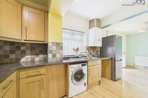 Open Plan Kitchen Diner, leading into the Sun Room