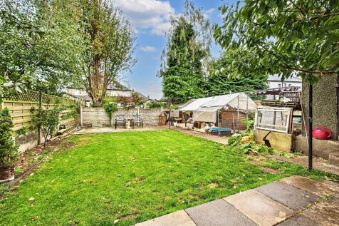 Spacious Garden with mixture of lawn, flags and decking