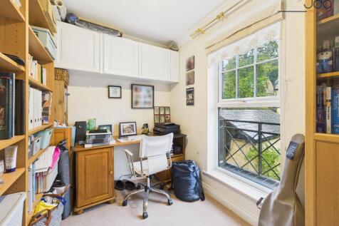 Study / Fourth Bedroom