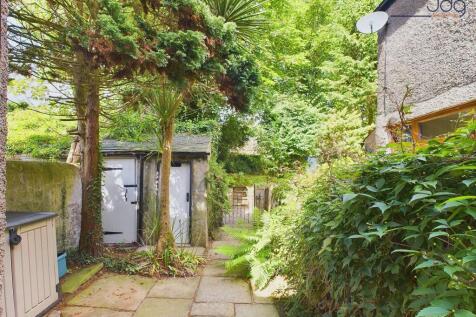 Rear yard leading to garden