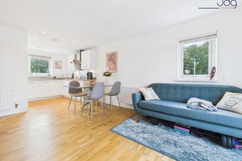 Open Plan Living &amp; Kitchen