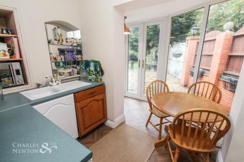 Second Kitchen